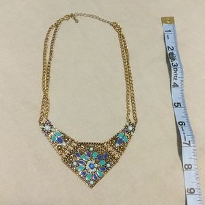 Statement necklace